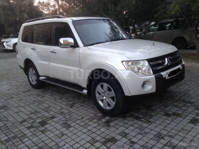 Mitsubishi Pajero 2008, 186,000 km - 3.0 l - Bakı