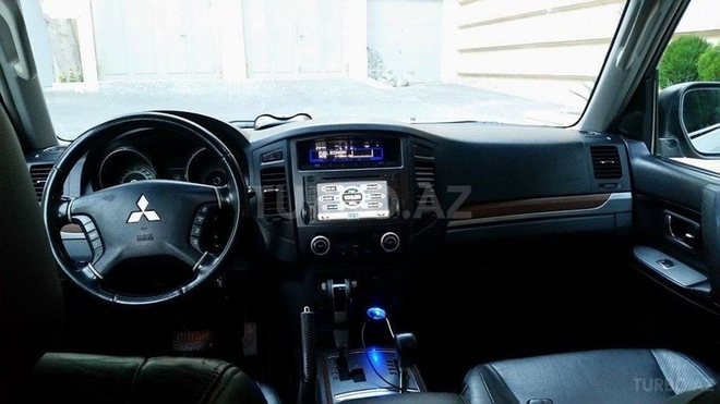 Mitsubishi Pajero 2008, 186,000 km - 3.0 l - Bakı