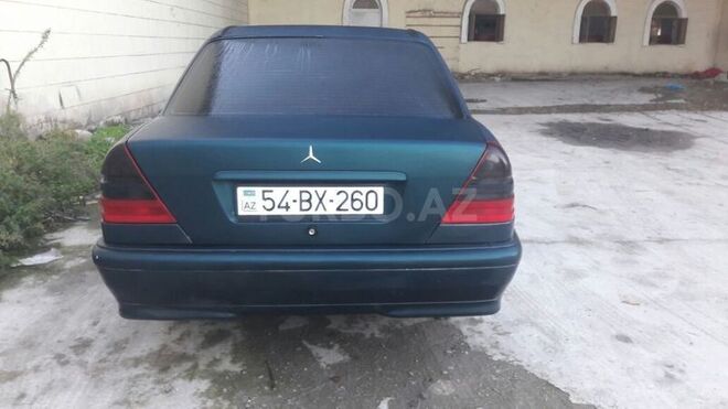 Mercedes C 180 1996, 270,000 km - 1.8 l - Sabirabad