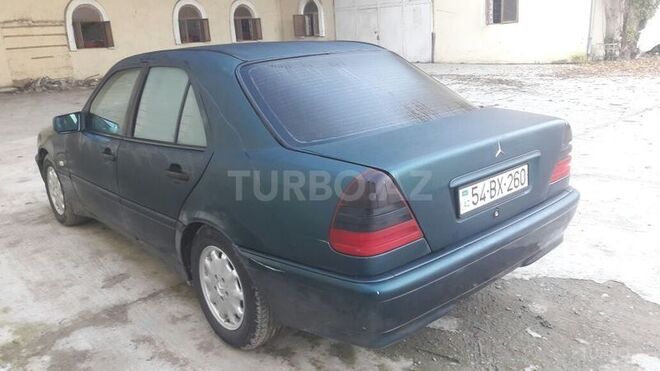 Mercedes C 180 1996, 270,000 km - 1.8 l - Sabirabad