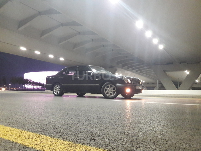 Mercedes E 280 1997, 400,000 km - 2.8 l - Bakı