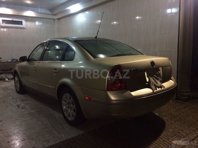 Volkswagen Passat 2001, 213,500 km - 1.8 l - Bakı