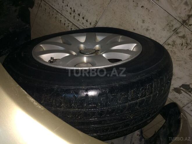 Volkswagen Passat 2001, 213,500 km - 1.8 l - Bakı