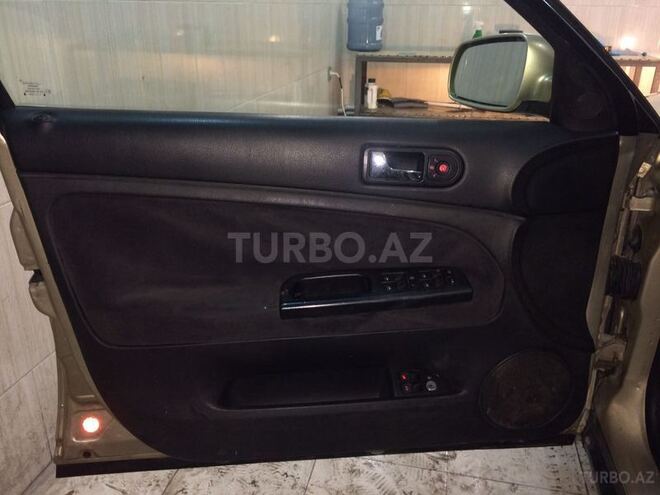 Volkswagen Passat 2001, 213,500 km - 1.8 l - Bakı