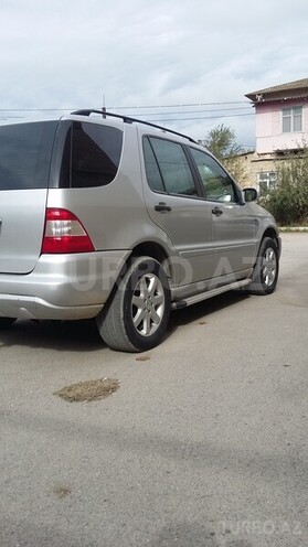 Mercedes ML 270 2000, 205,000 km - 2.7 л - Sumqayıt