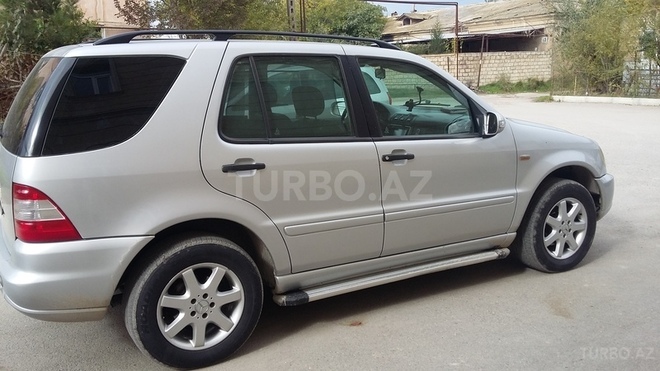 Mercedes ML 270 2000, 205,000 km - 2.7 л - Sumqayıt