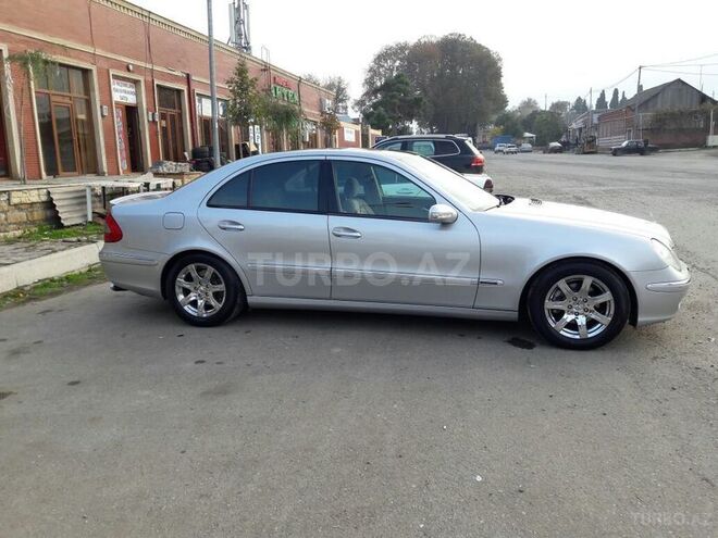 Mercedes E 240 2002, 157,000 km - 2.4 l - Gəncə