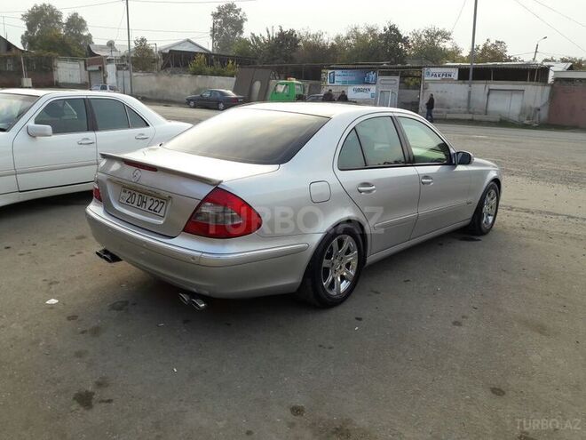 Mercedes E 240 2002, 157,000 km - 2.4 l - Gəncə