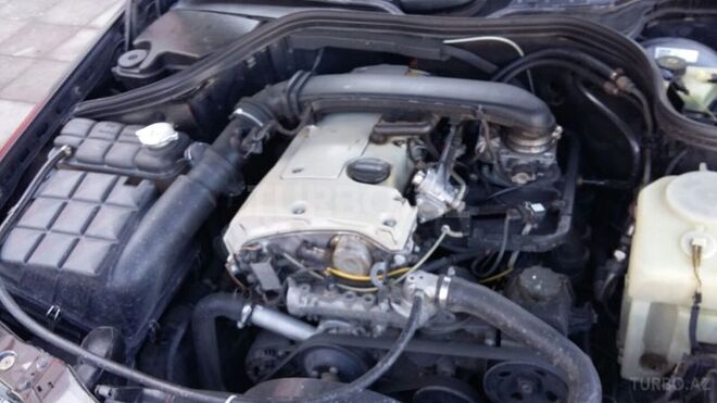 Mercedes C 230 1998, 180,000 km - 2.3 l - Sumqayıt