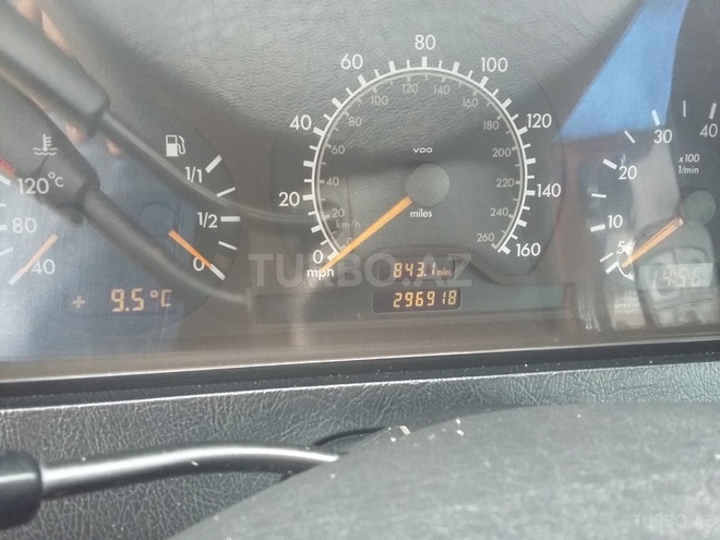 Mercedes C 230 1999, 297,000 km - 2.3 l - Bakı