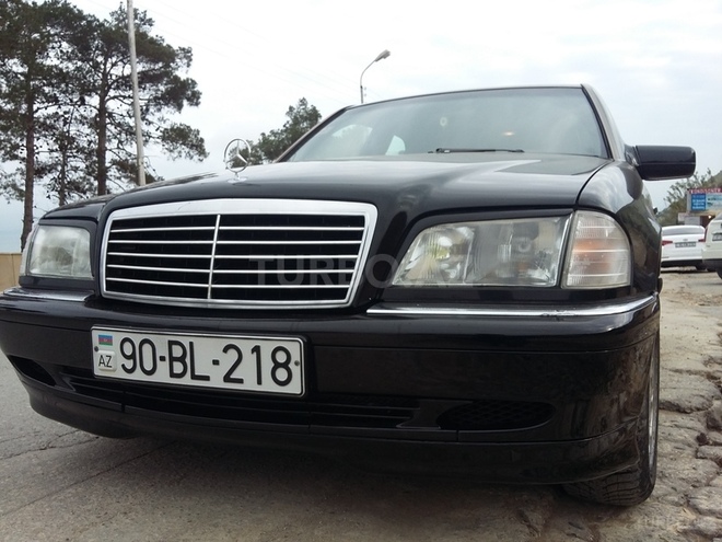 Mercedes C 230 1999, 297,000 km - 2.3 l - Bakı