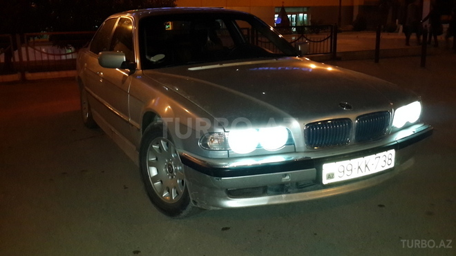 BMW 735 2001, 265,432 km - 3.5 l - Bakı