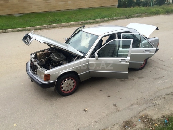 Mercedes 190 1991, 400,000 km - 2.0 l - Bakı