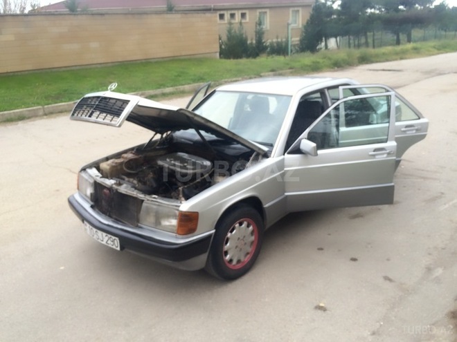 Mercedes 190 1991, 400,000 km - 2.0 l - Bakı