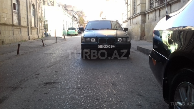 BMW 318 1992, 350,000 km - 1.8 л - Bakı