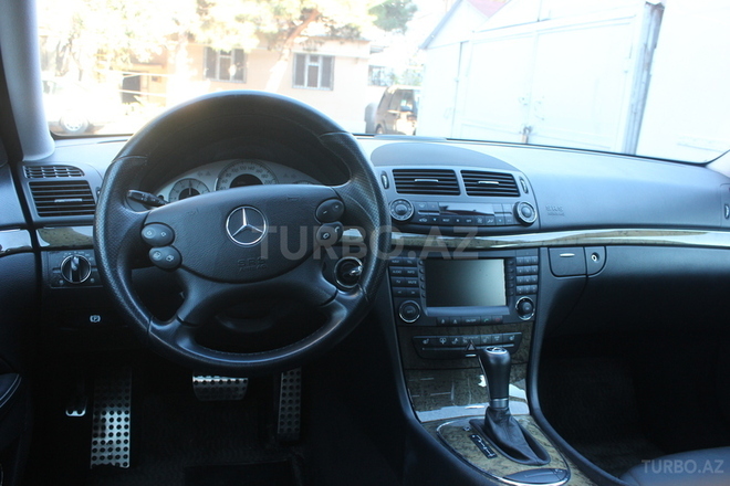 Mercedes E 350 2006, 53,000 km - 3.5 l - Bakı