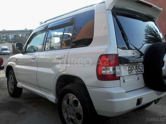 Mitsubishi Pajero io 1999, 200,000 km - 1.8 l - Bakı