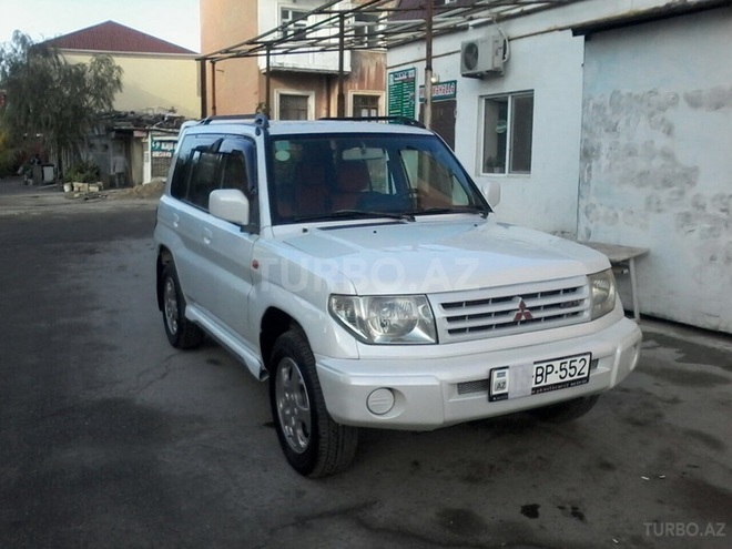 Mitsubishi Pajero io 1999, 200,000 km - 1.8 l - Bakı