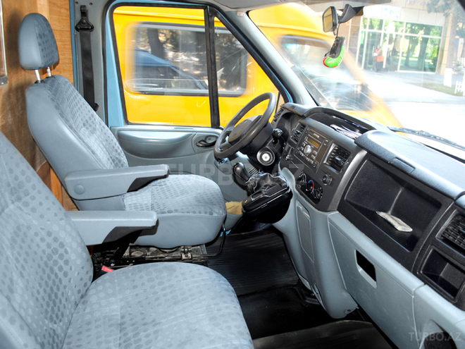 Ford Transit 2007, 231,000 km - 2.4 л - Bakı