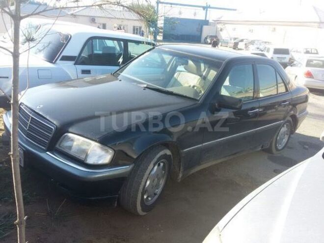 Mercedes C 230 1998, 235,000 km - 2.3 l - Bakı