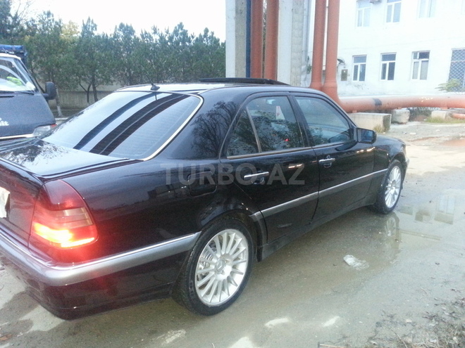 Mercedes C 230 1998, 192,000 km - 2.3 l - Bakı
