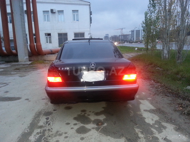 Mercedes C 230 1998, 192,000 km - 2.3 l - Bakı