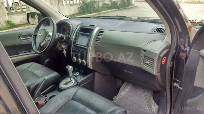 Nissan X-Trail 2010, 163,000 km - 2.5 л - Bakı
