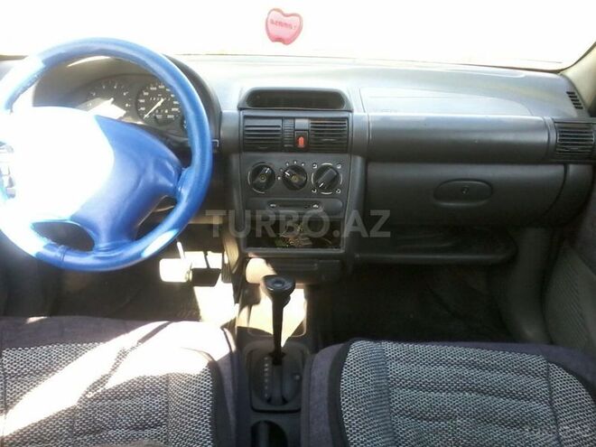 Opel Vita 1995, 200,000 km - 1.4 l - Sumqayıt