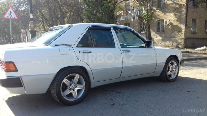 Mercedes 190 1991, 273,000 km - 1.8 l - Sumqayıt