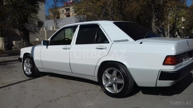 Mercedes 190 1991, 273,000 km - 1.8 l - Sumqayıt