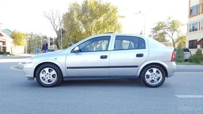 Opel Astra 2000, 170,000 km - 2.0 l - Bakı