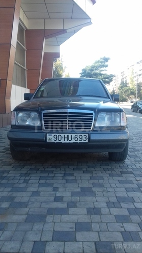 Mercedes E 220 1994, 240,000 km - 2.2 l - Bakı