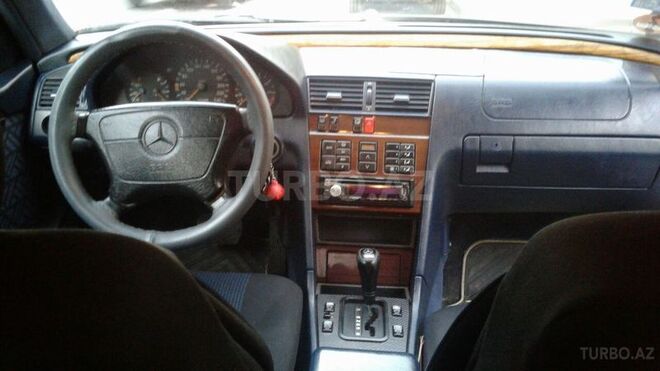 Mercedes C 220 1995, 400,000 km - 2.2 л - Bakı