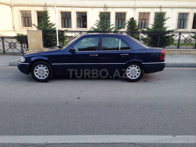 Mercedes C 220 1995, 400,000 km - 2.2 л - Bakı