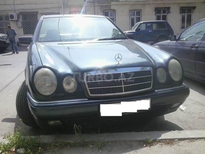 Mercedes E 280 1997, 230,000 km - 2.8 l - Bakı