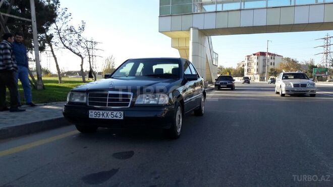 Mercedes C 180 1995, 365,854 km - 1.8 л - Bakı