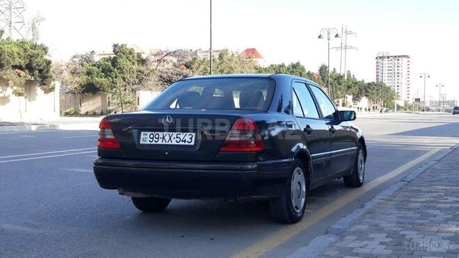 Mercedes C 180 1995, 365,854 km - 1.8 л - Bakı