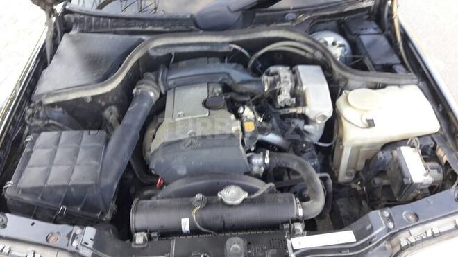 Mercedes C 180 1995, 365,854 km - 1.8 л - Bakı