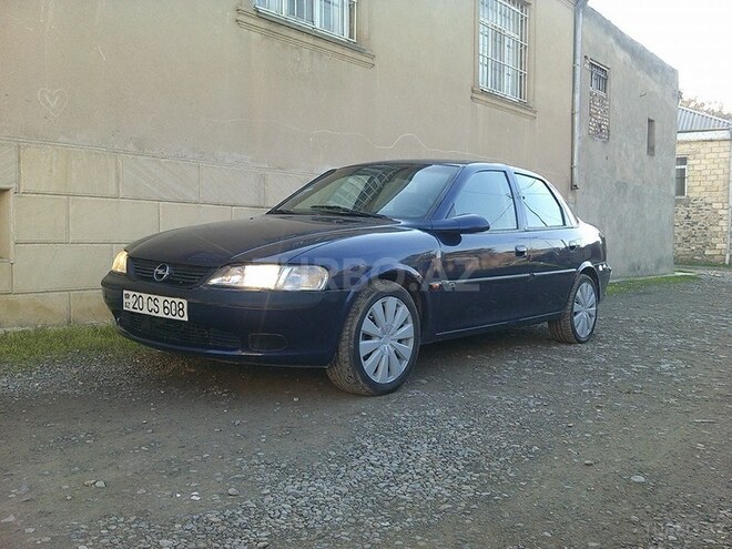 Opel Vectra 1996, 334,408 km - 1.8 l - Gəncə