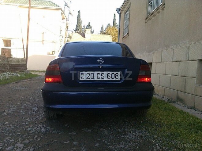 Opel Vectra 1996, 334,408 km - 1.8 l - Gəncə
