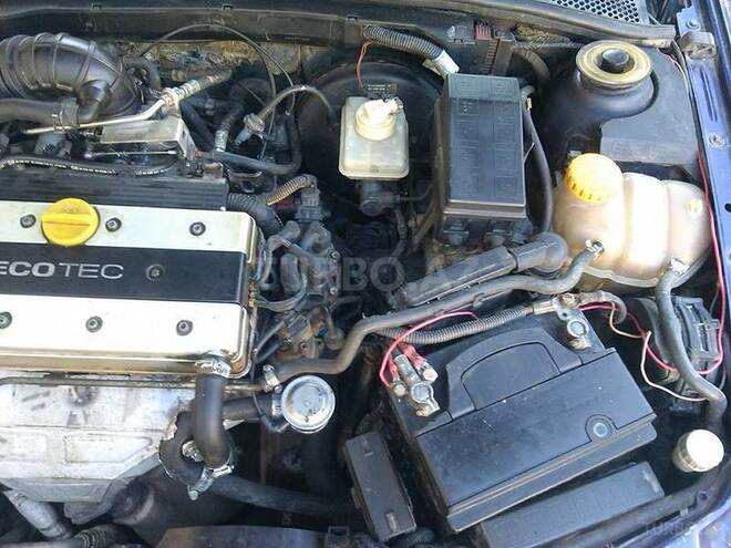 Opel Vectra 1996, 334,408 km - 1.8 l - Gəncə