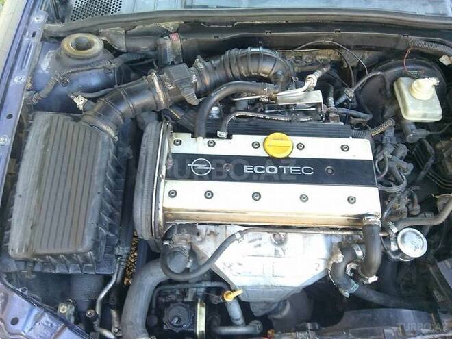 Opel Vectra 1996, 334,408 km - 1.8 l - Gəncə