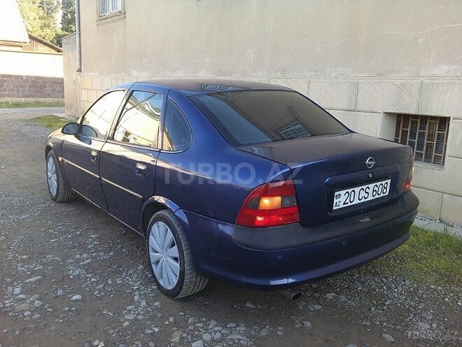 Opel Vectra 1996, 334,408 km - 1.8 l - Gəncə