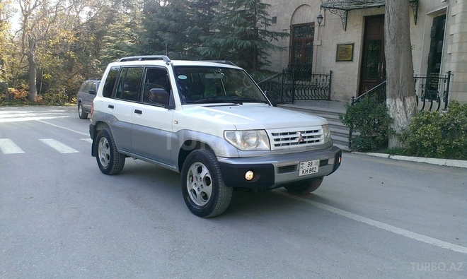 Mitsubishi Pajero io 1998, 234,765 km - 1.8 l - Bakı
