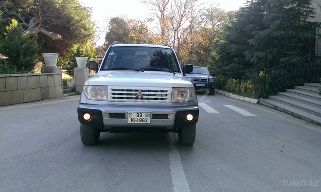 Mitsubishi Pajero io 1998, 234,765 km - 1.8 l - Bakı