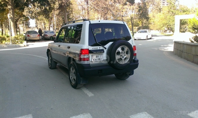 Mitsubishi Pajero io 1998, 234,765 km - 1.8 l - Bakı