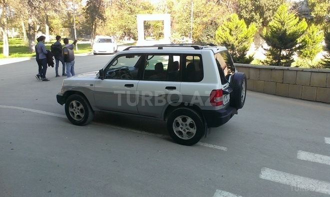 Mitsubishi Pajero io 1998, 234,765 km - 1.8 l - Bakı