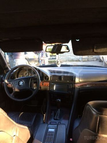 BMW 730 2000, 300,000 km - 3.0 л - Bakı