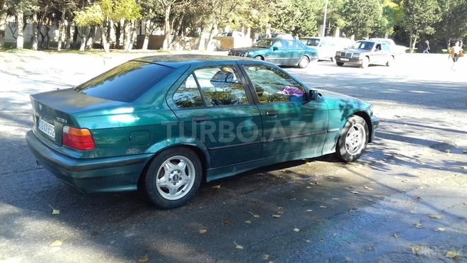 BMW 318 1992, 401,401 km - 1.8 l - Bakı