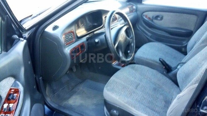 Kia Clarus 1998, 305,000 km - 2.0 л - Bakı